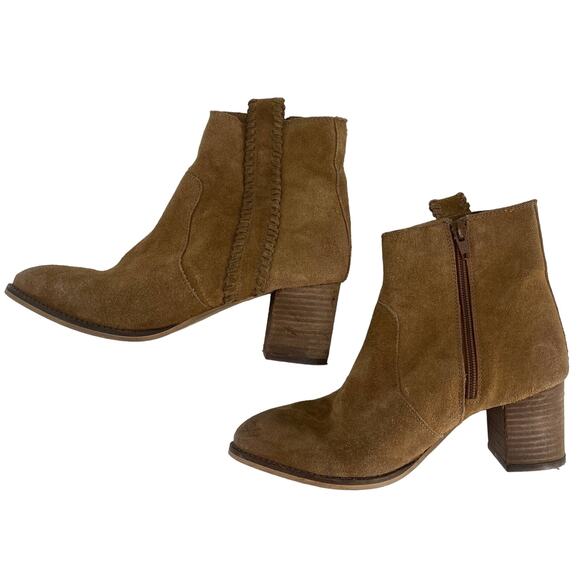 Naughty Monkey women 7.5 Brown Tan Suede side zip block heel Ankle Boots - Picture 1 of 8